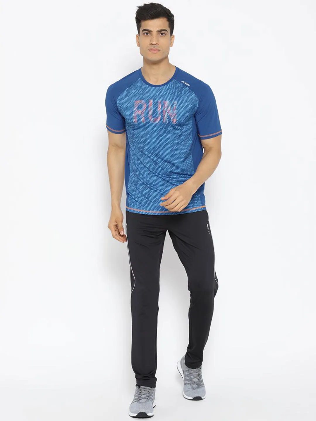 Alcis Men Blue Printed Round Neck Running T-shirt