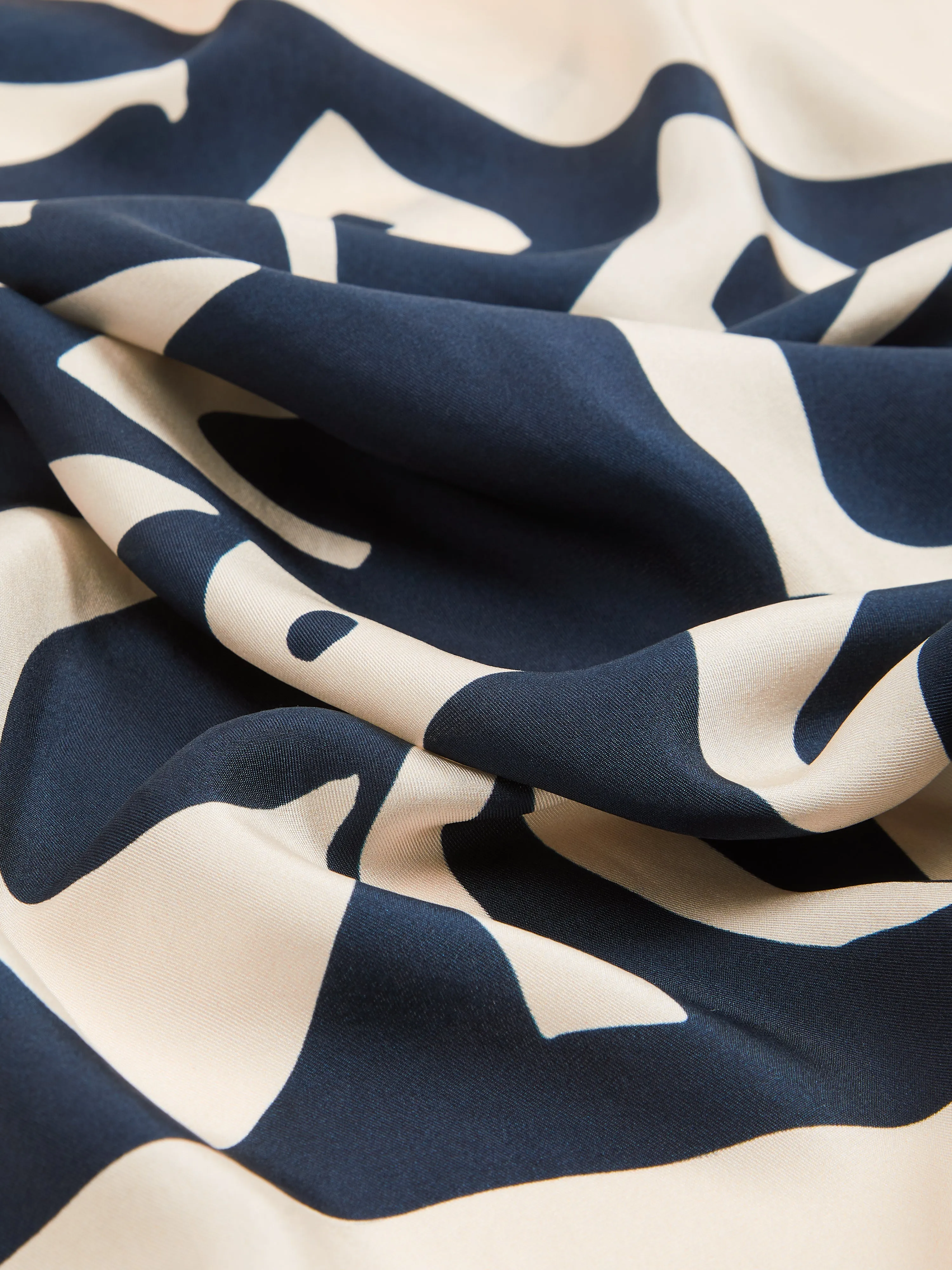 Creme De La Creme Silk Scarf | Cream