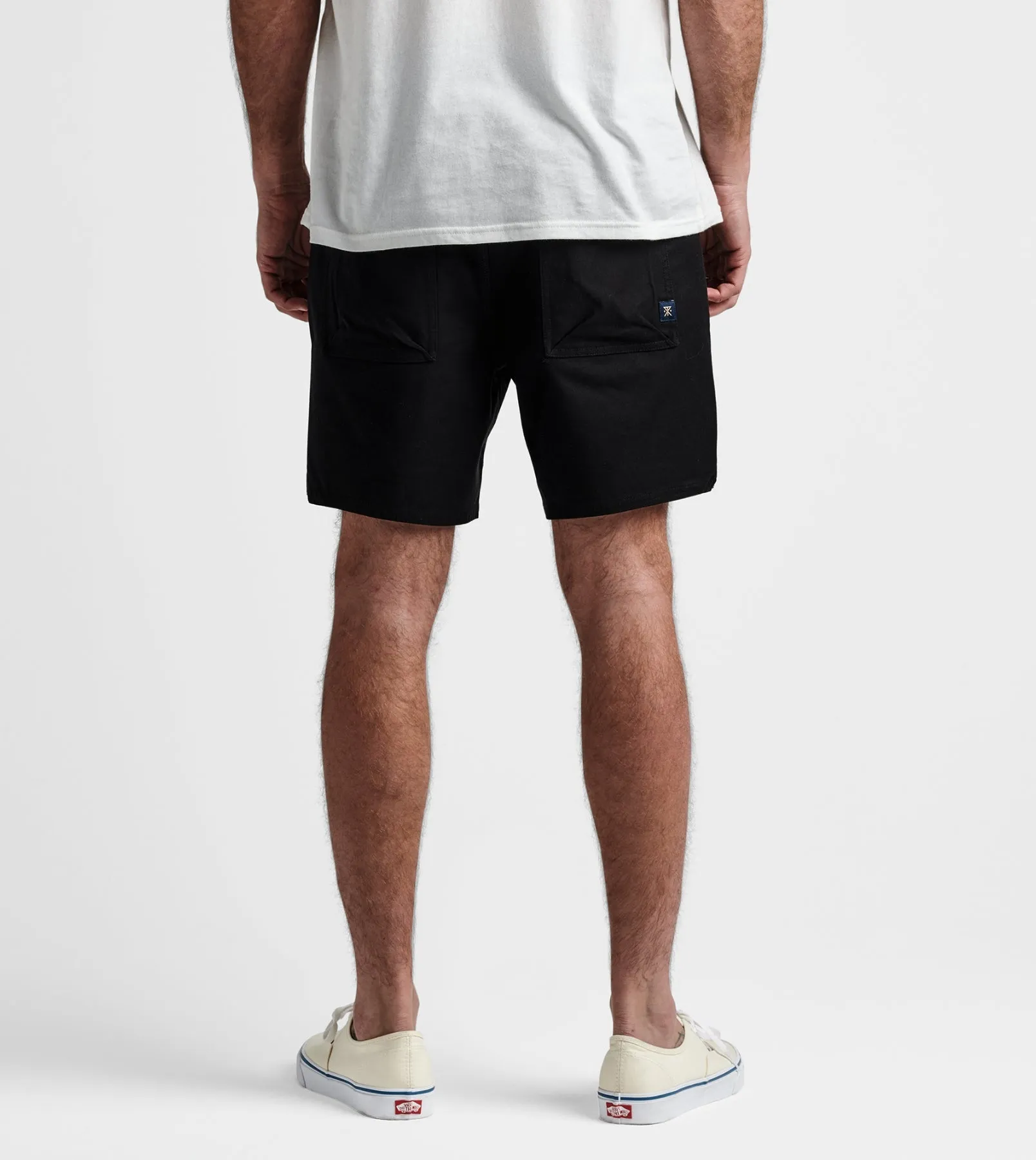 Layover Traveler Shorts 17"