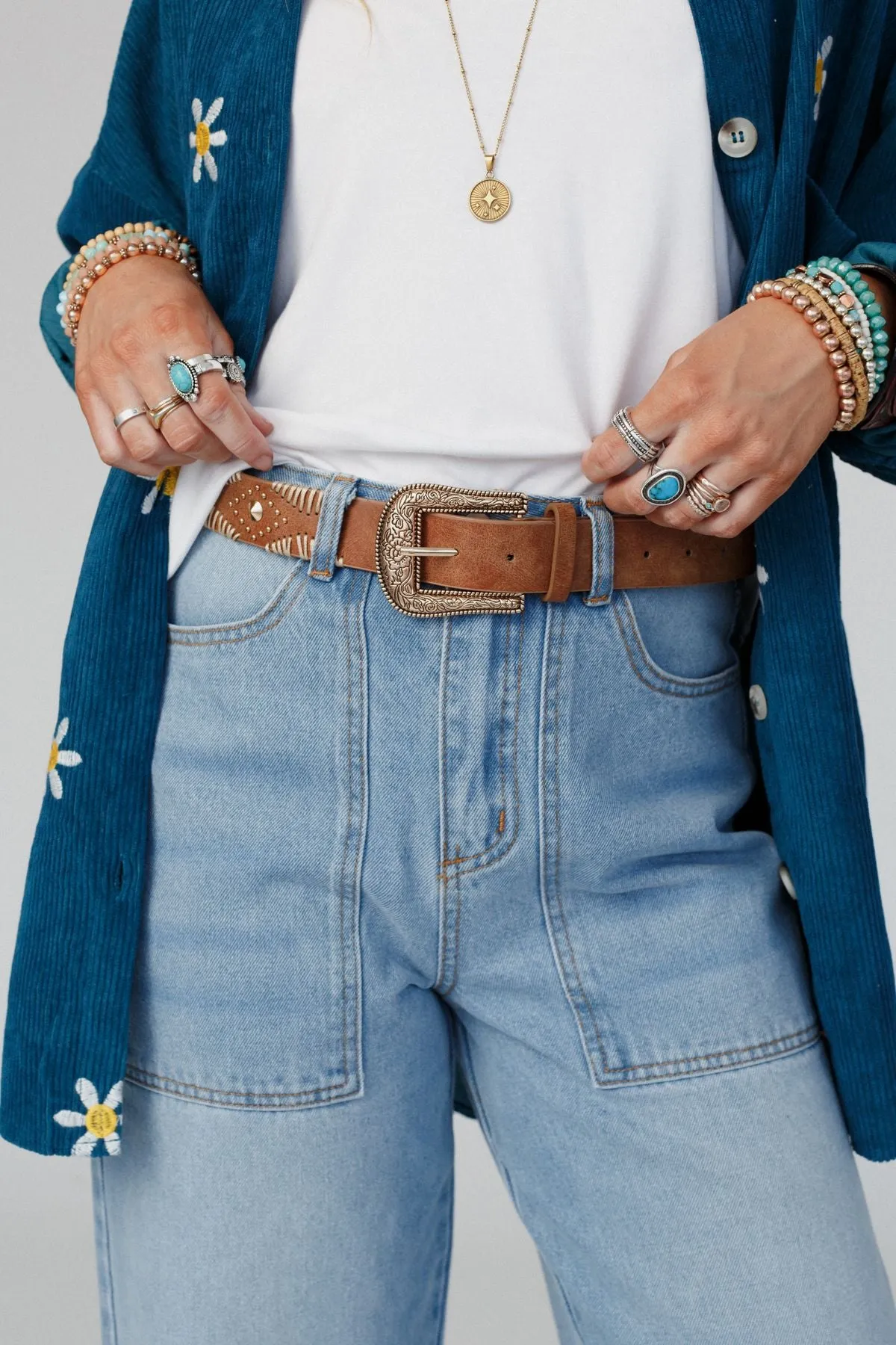 Rustic Revival Floral Buckle Belt - Brown