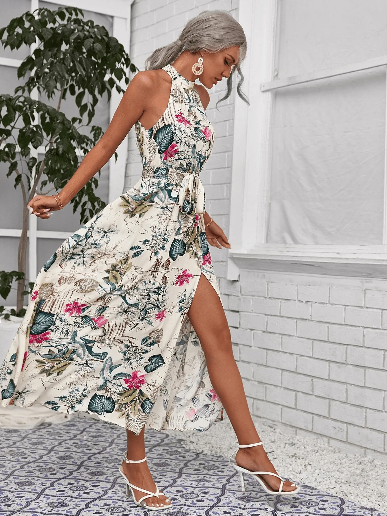 Style Quotient  Women Cream Floral Dresses